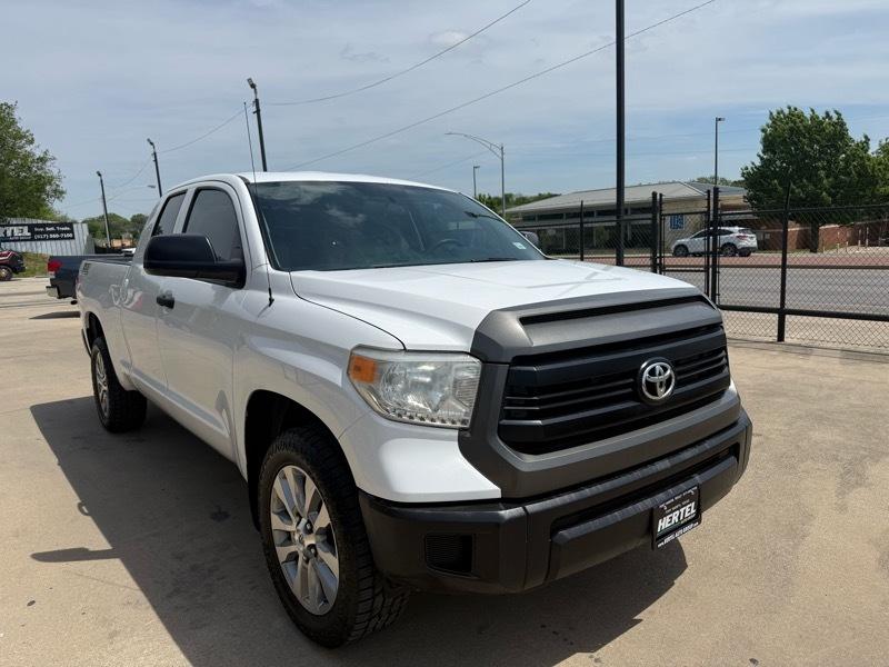 Toyota Tundra SR5 4.6L V8 Double Cab 2WD 2016