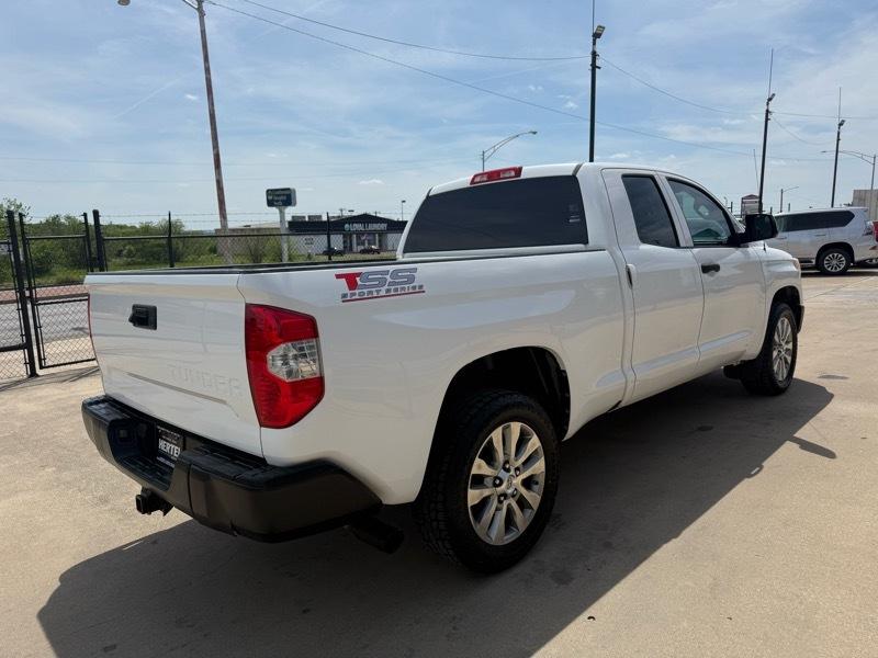 Toyota Tundra SR5 4.6L V8 Double Cab 2WD 2016