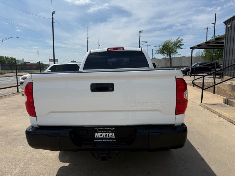 Toyota Tundra SR5 4.6L V8 Double Cab 2WD 2016