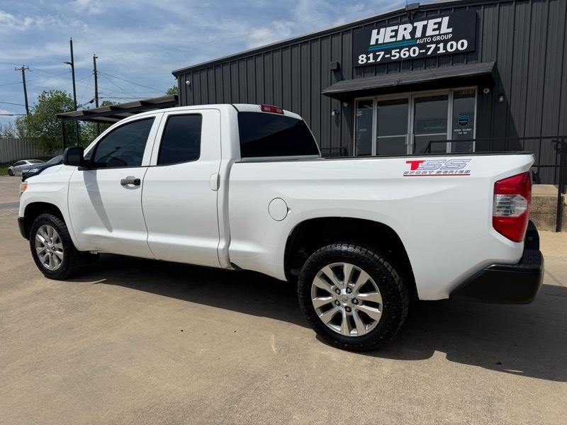 Toyota Tundra SR5 4.6L V8 Double Cab 2WD 2016
