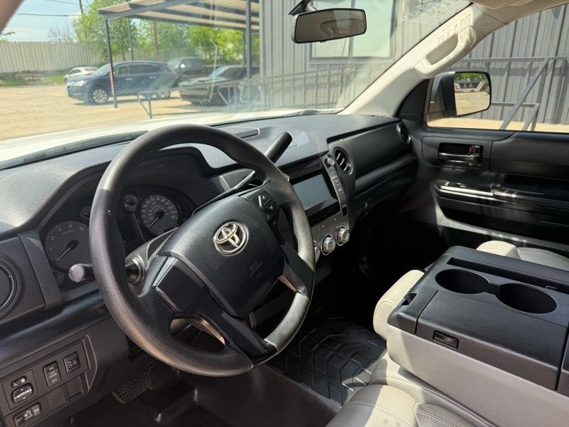 Toyota Tundra SR5 4.6L V8 Double Cab 2WD 2016