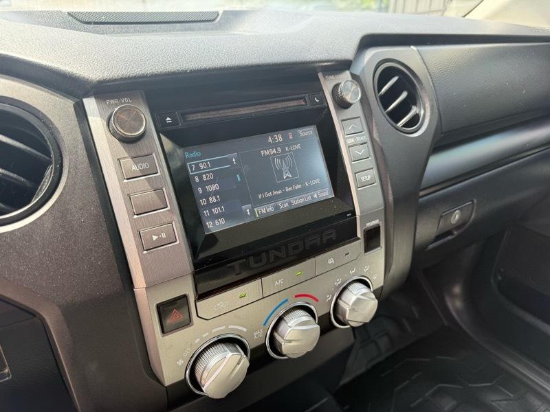 Toyota Tundra SR5 4.6L V8 Double Cab 2WD 2016