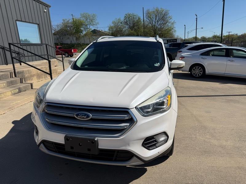 Ford Escape Titanium 4WD 2018
