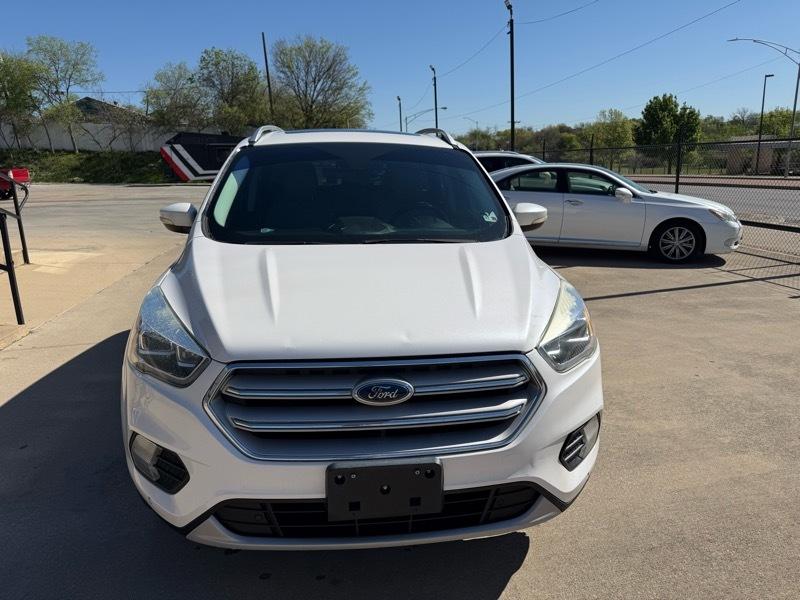 Ford Escape Titanium 4WD 2018
