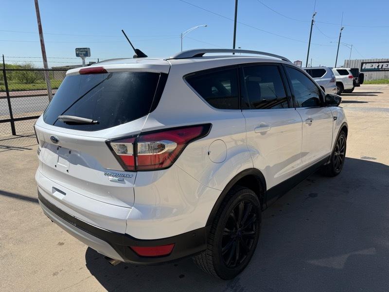 Ford Escape Titanium 4WD 2018