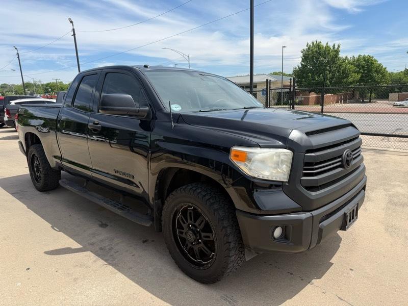 Toyota Tundra SR5 4.6L V8 Double Cab 2WD 2016