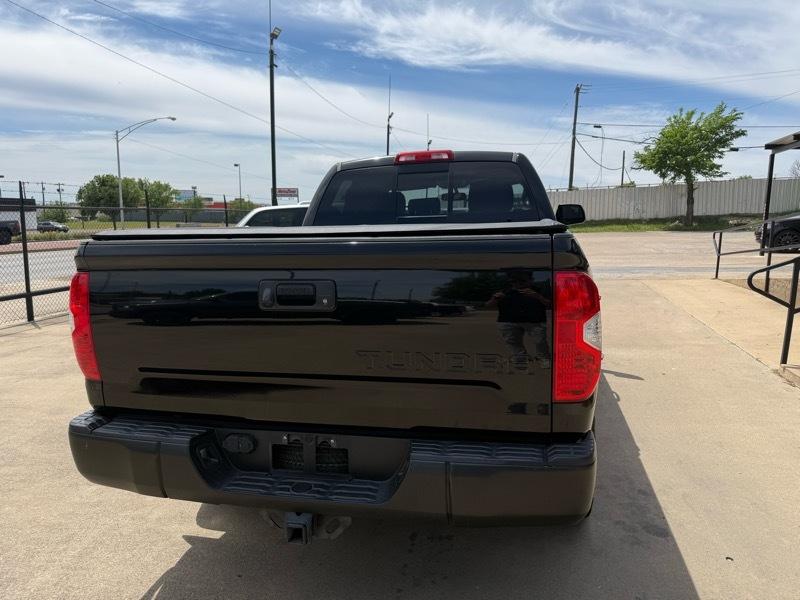 Toyota Tundra SR5 4.6L V8 Double Cab 2WD 2016