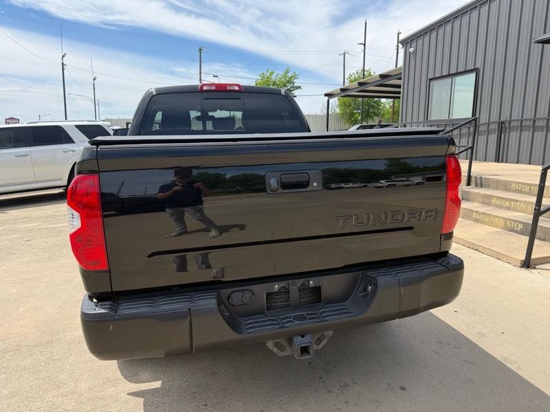 Toyota Tundra SR5 4.6L V8 Double Cab 2WD 2016