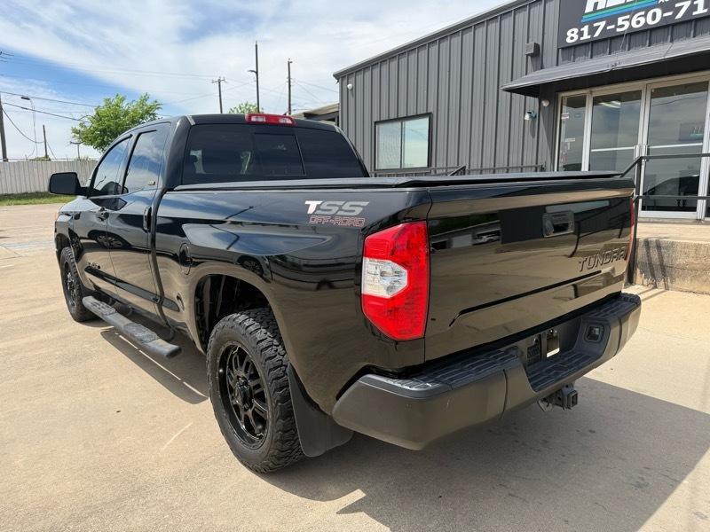 Toyota Tundra SR5 4.6L V8 Double Cab 2WD 2016