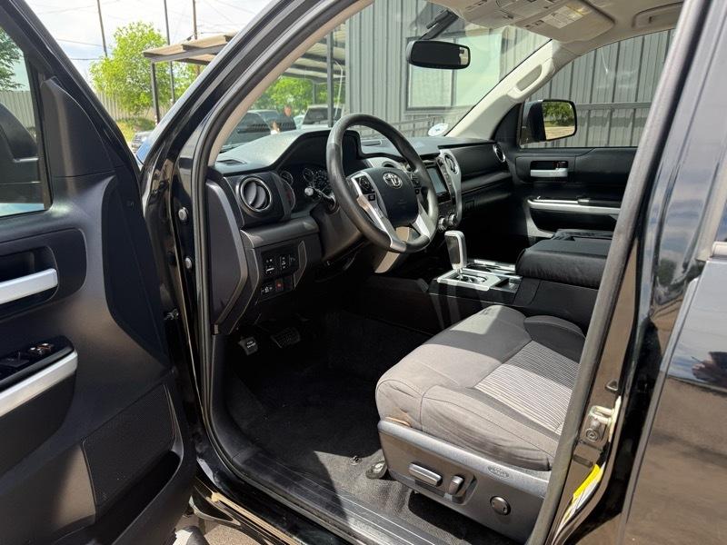 Toyota Tundra SR5 4.6L V8 Double Cab 2WD 2016