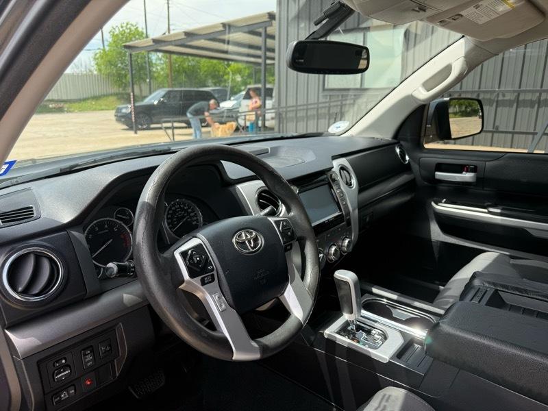 Toyota Tundra SR5 4.6L V8 Double Cab 2WD 2016