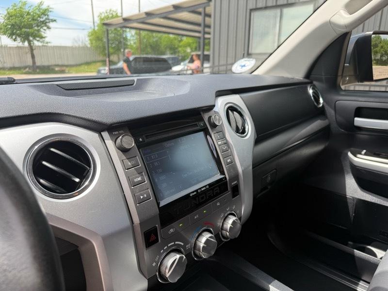 Toyota Tundra SR5 4.6L V8 Double Cab 2WD 2016