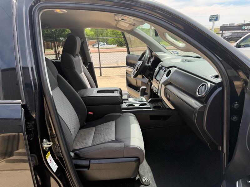 Toyota Tundra SR5 4.6L V8 Double Cab 2WD 2016