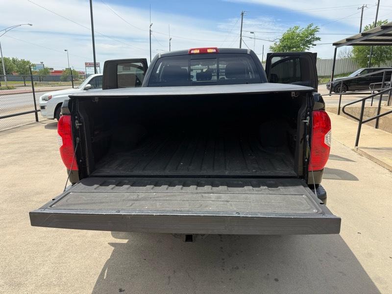 Toyota Tundra SR5 4.6L V8 Double Cab 2WD 2016