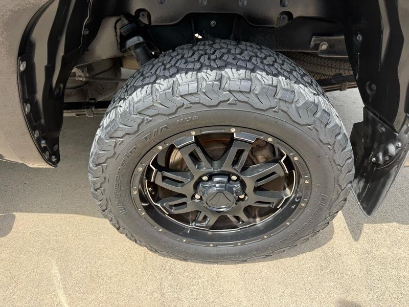 Toyota Tundra SR5 4.6L V8 Double Cab 2WD 2016