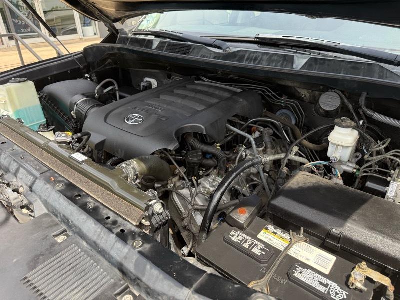 Toyota Tundra SR5 4.6L V8 Double Cab 2WD 2016