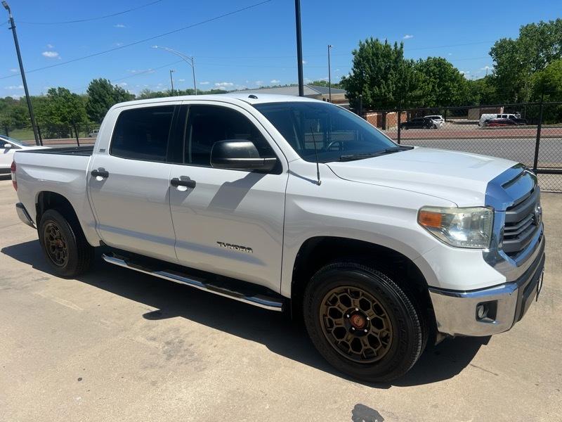 Toyota Tundra SR5 4.6L V8 CrewMax 2WD 2014