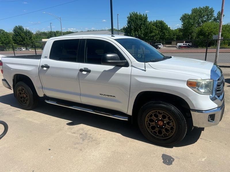 Toyota Tundra SR5 4.6L V8 CrewMax 2WD 2014