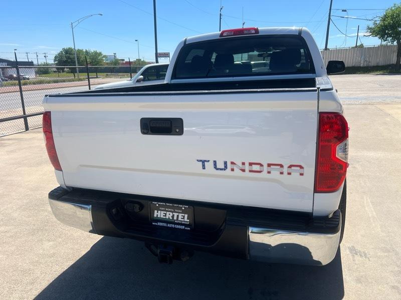 Toyota Tundra SR5 4.6L V8 CrewMax 2WD 2014