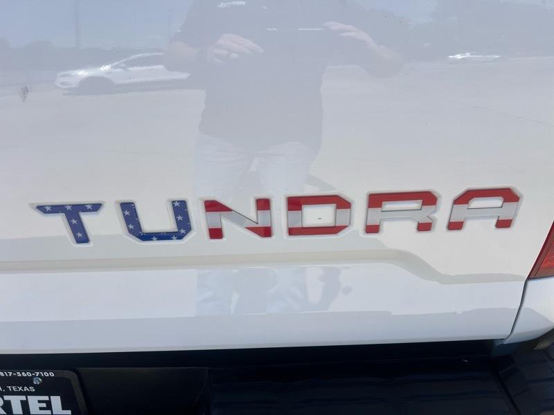 Toyota Tundra SR5 4.6L V8 CrewMax 2WD 2014