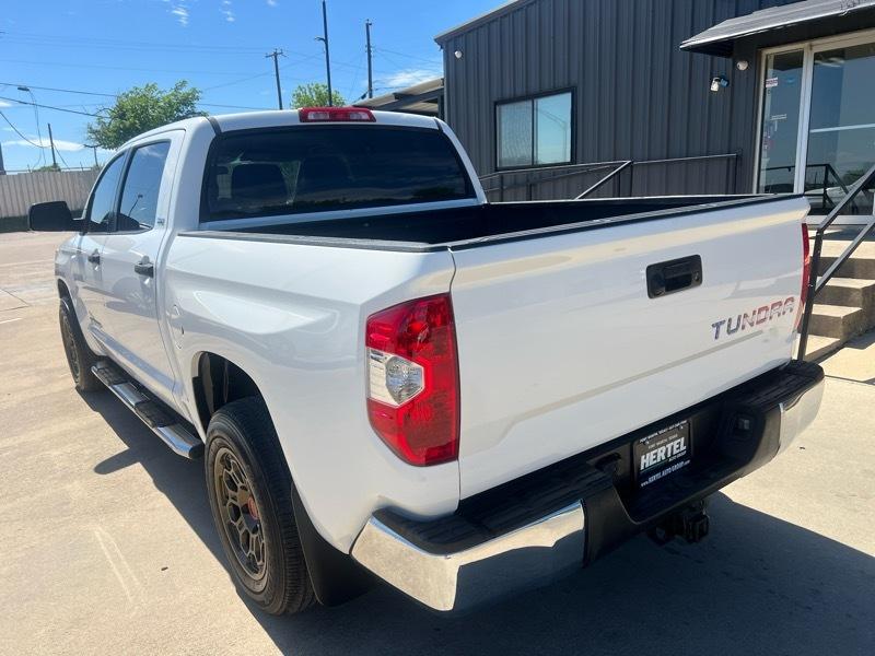 Toyota Tundra SR5 4.6L V8 CrewMax 2WD 2014