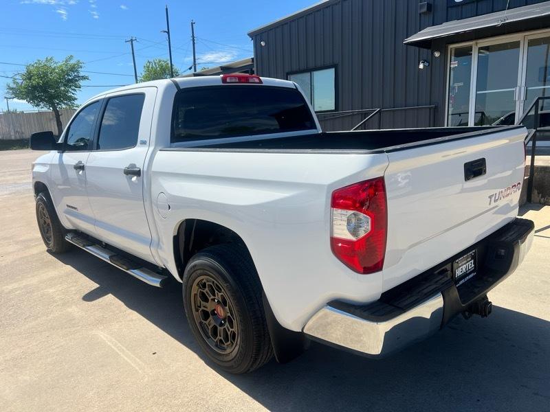 Toyota Tundra SR5 4.6L V8 CrewMax 2WD 2014