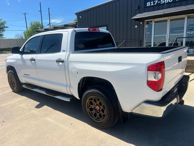 Toyota Tundra SR5 4.6L V8 CrewMax 2WD 2014