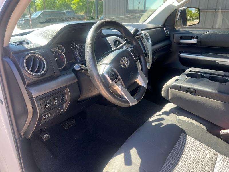 Toyota Tundra SR5 4.6L V8 CrewMax 2WD 2014