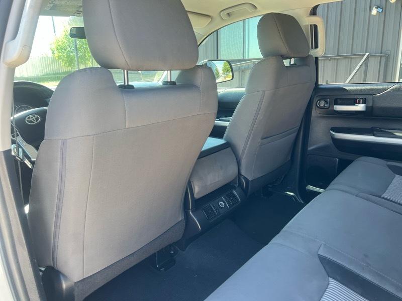 Toyota Tundra SR5 4.6L V8 CrewMax 2WD 2014