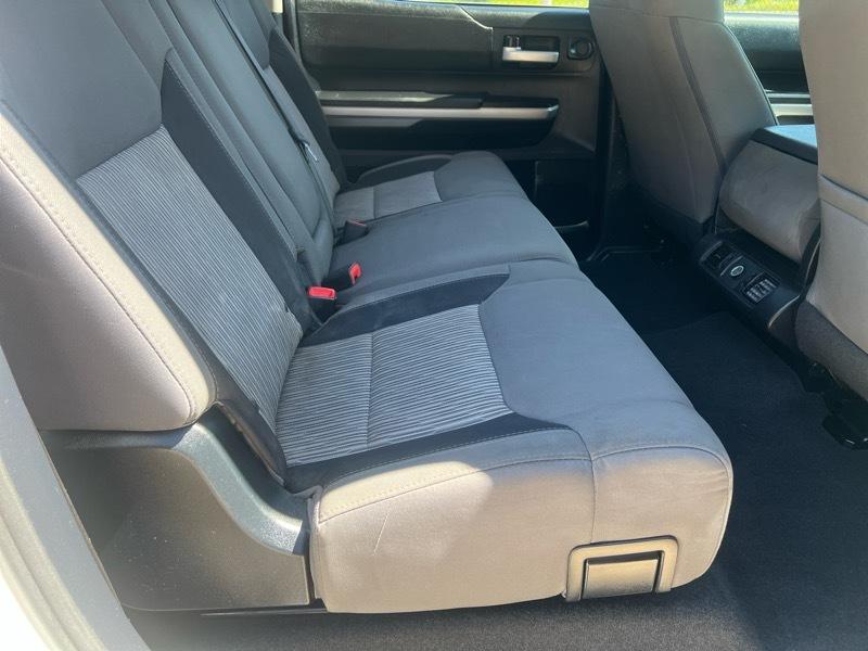 Toyota Tundra SR5 4.6L V8 CrewMax 2WD 2014