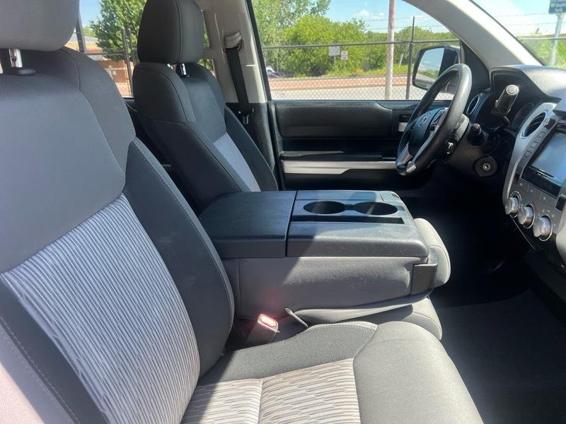 Toyota Tundra SR5 4.6L V8 CrewMax 2WD 2014