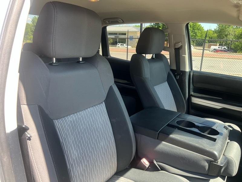 Toyota Tundra SR5 4.6L V8 CrewMax 2WD 2014