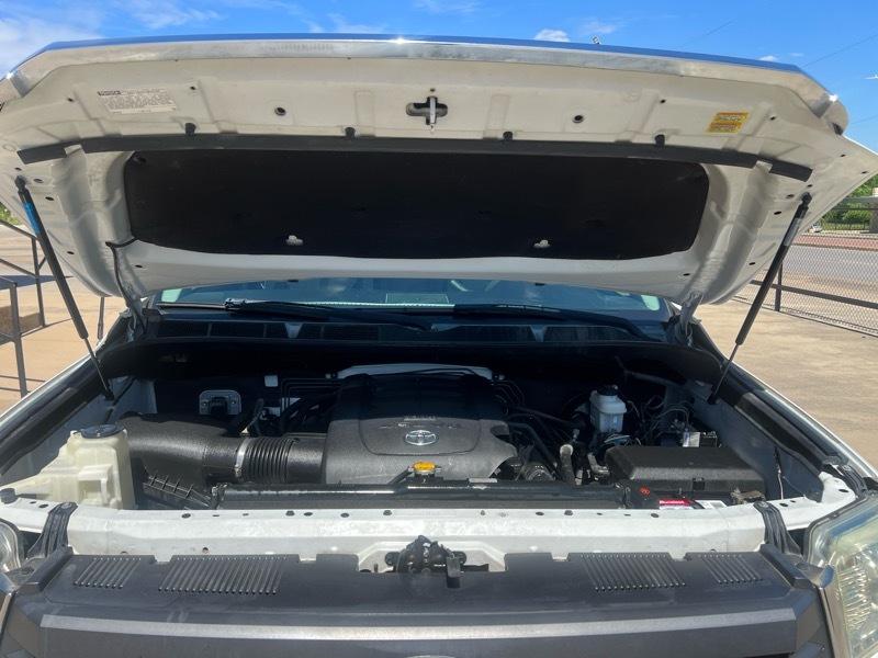 Toyota Tundra SR5 4.6L V8 CrewMax 2WD 2014