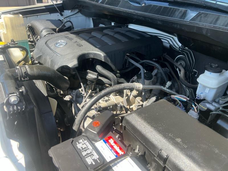 Toyota Tundra SR5 4.6L V8 CrewMax 2WD 2014