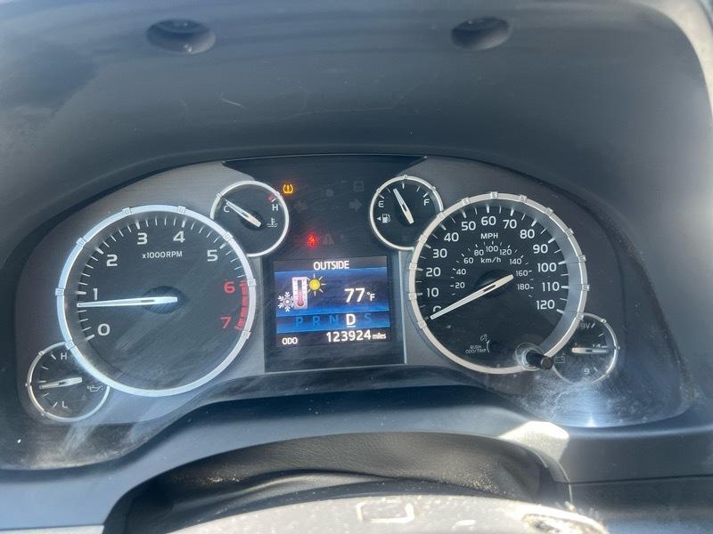 Toyota Tundra SR5 4.6L V8 CrewMax 2WD 2014