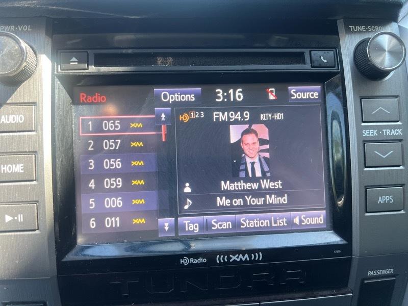 Toyota Tundra SR5 4.6L V8 CrewMax 2WD 2014