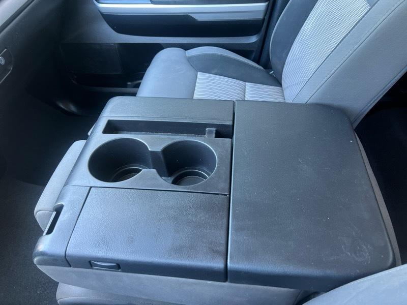 Toyota Tundra SR5 4.6L V8 CrewMax 2WD 2014