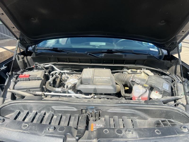 Chevrolet Silverado 1500 1LT Crew Cab 2WD 2021