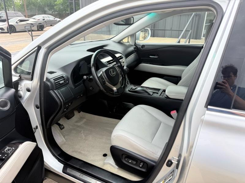 Lexus RX 450h FWD 2013