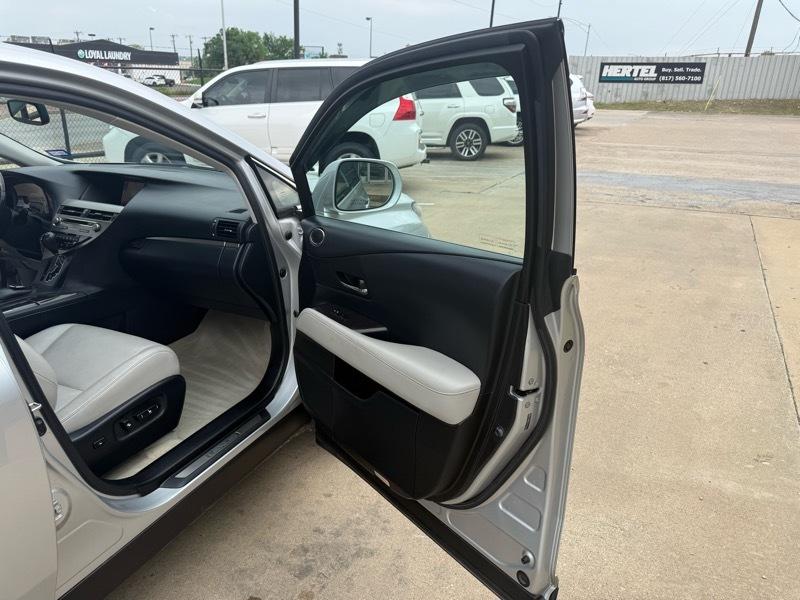 Lexus RX 450h FWD 2013