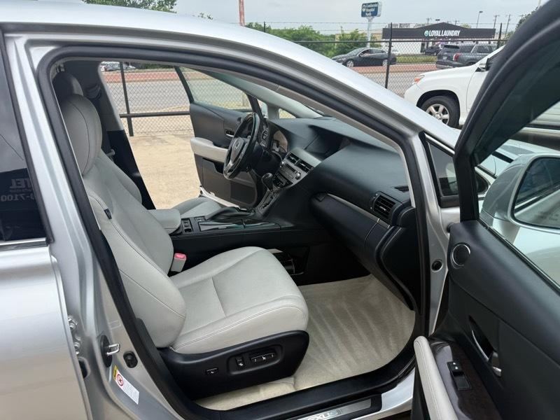 Lexus RX 450h FWD 2013