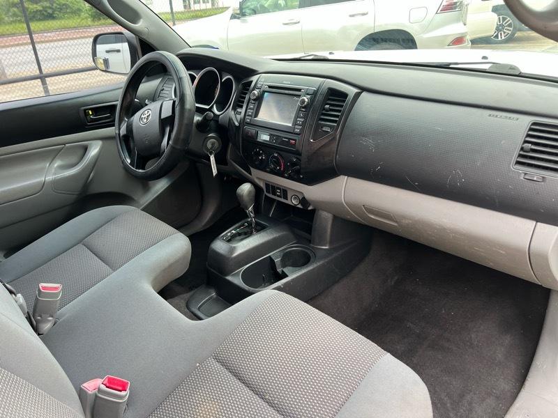 Toyota Tacoma Regular Cab 2WD 2013