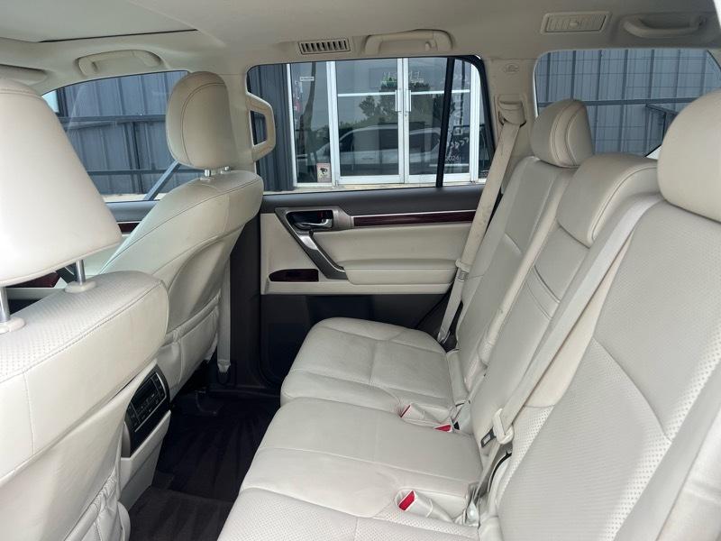 Lexus GX 460 Sport Utility 2013