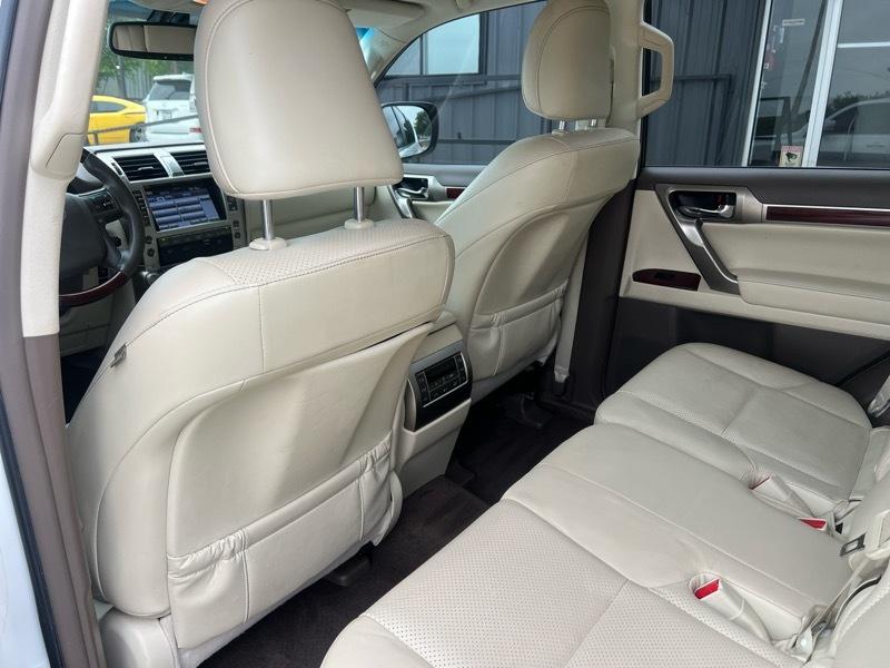 Lexus GX 460 Sport Utility 2013