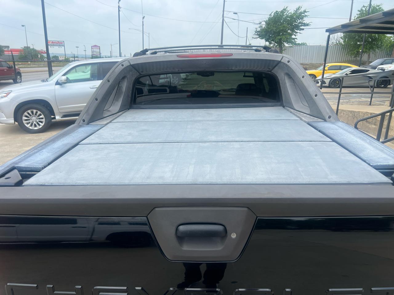 Chevrolet Avalanche 1500 2WD 2004