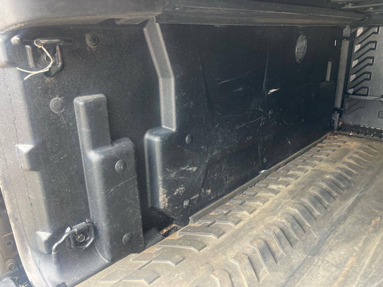 Chevrolet Avalanche 1500 2WD 2004