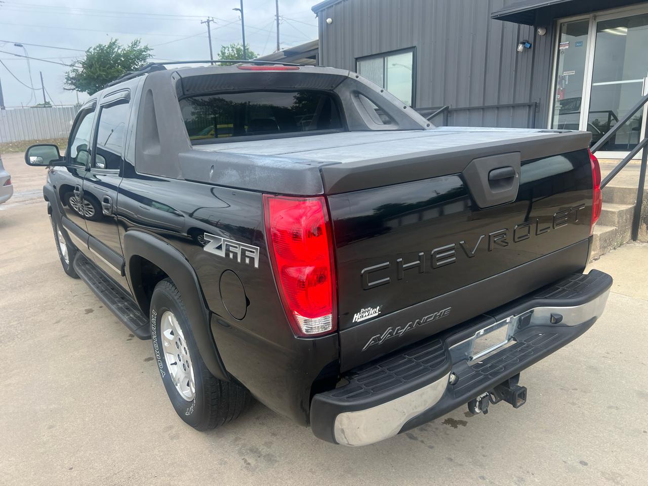 Chevrolet Avalanche 1500 2WD 2004