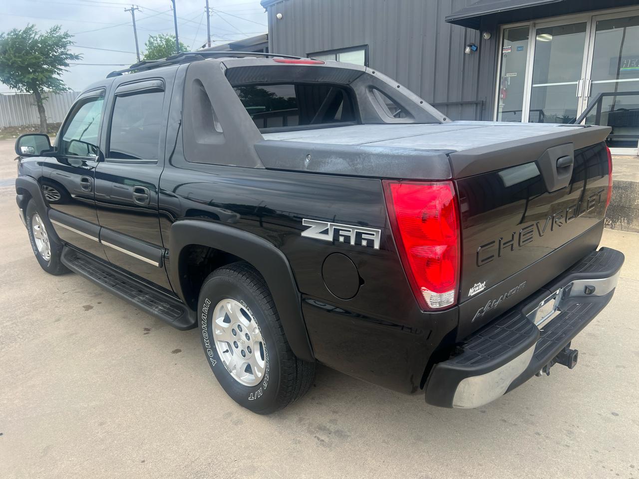 Chevrolet Avalanche 1500 2WD 2004