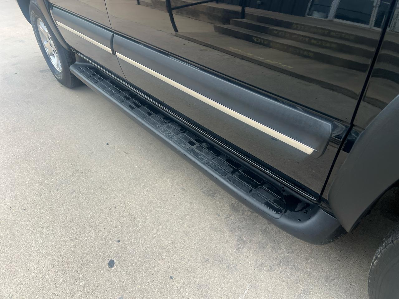 Chevrolet Avalanche 1500 2WD 2004