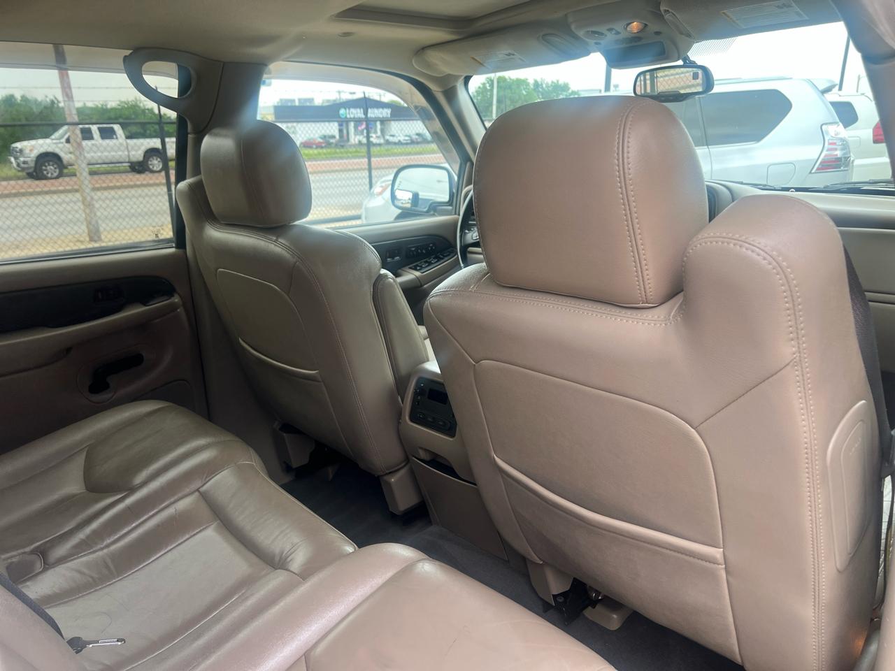 Chevrolet Avalanche 1500 2WD 2004